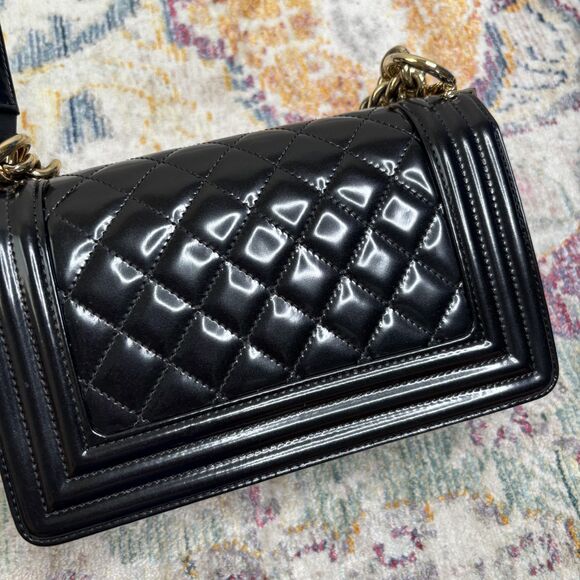 Chanel Patent Quilted Small Boy Flap Bag Iridescent - Picture 15 of 16